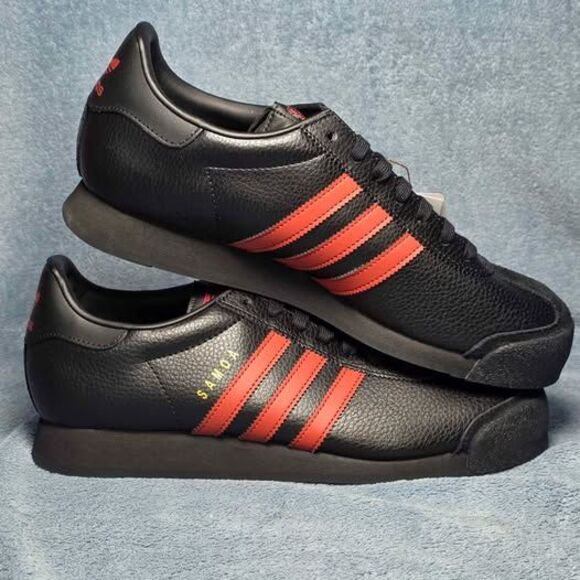 Adidas Samoa Black Red Stripes Mens Size 11 or Womens 12 main image 4